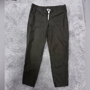 Vuori Men's Olive Cargo Pants